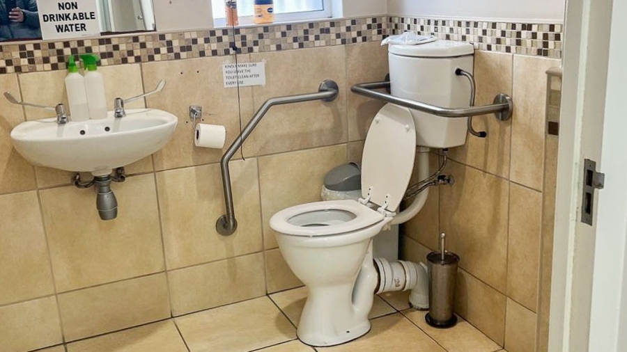 To Let Commercial Property for Rent in Newton Park Eastern Cape